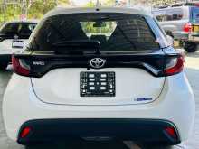 https://riyasewana.com/uploads/toyota-yaris-21115134103.jpg