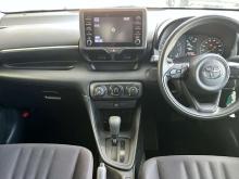https://riyasewana.com/uploads/toyota-yaris-21116086104.jpg