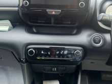 https://riyasewana.com/uploads/toyota-yaris-2180945956.jpg
