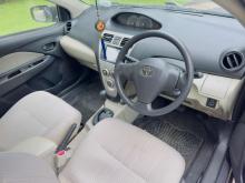 https://riyasewana.com/uploads/toyota-yaris-232216526284.jpg