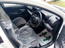 https://riyasewana.com/uploads/toyota-yaris-2515403317334.jpg