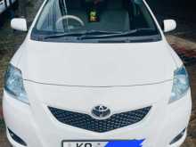 Toyota Yaris 2011 Car