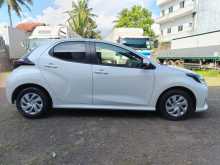https://riyasewana.com/uploads/toyota-yaris-26104854736.jpg