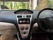 https://riyasewana.com/uploads/toyota-yaris-2718013010796.jpg