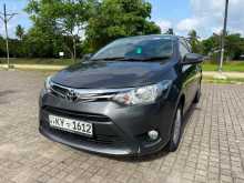 Toyota Yaris 2014 Car