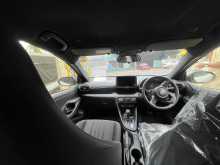 https://riyasewana.com/uploads/toyota-yaris-2819300622633.jpg