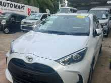 https://riyasewana.com/uploads/toyota-yaris-291348262.jpg