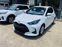 https://riyasewana.com/uploads/toyota-yaris-30120818123.jpg