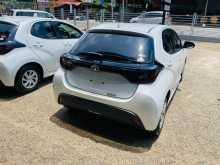 https://riyasewana.com/uploads/toyota-yaris-30120818164.jpg