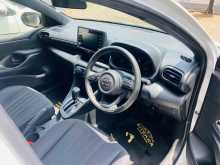 https://riyasewana.com/uploads/toyota-yaris-30120818806.jpg