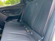 https://riyasewana.com/uploads/toyota-yaris-30121841396.jpg