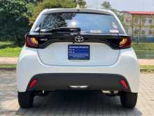 https://riyasewana.com/uploads/toyota-yaris-30121841853.jpg
