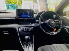 https://riyasewana.com/uploads/toyota-yaris-3110151122493.jpg