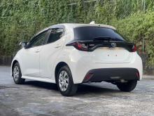 https://riyasewana.com/uploads/toyota-yaris-3110412724841.jpg