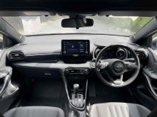 https://riyasewana.com/uploads/toyota-yaris-3111030024062.jpg