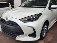 https://riyasewana.com/uploads/toyota-yaris-311113424813.jpg