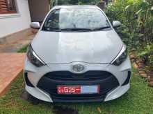 https://riyasewana.com/uploads/toyota-yaris-31121416793.jpg