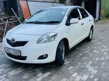 Toyota Yaris 2012 Car