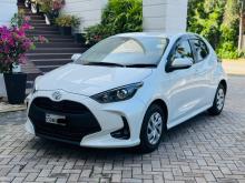 https://riyasewana.com/uploads/toyota-yaris-38060717455.jpg