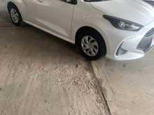 https://riyasewana.com/uploads/toyota-yaris-391113664.jpg