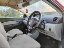https://riyasewana.com/uploads/toyota-yaris-4045516806.jpg