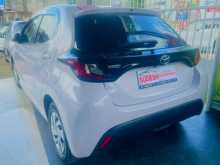 https://riyasewana.com/uploads/toyota-yaris-4111702403.jpg