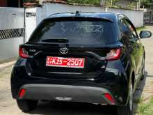https://riyasewana.com/uploads/toyota-yaris-4132609503.jpg