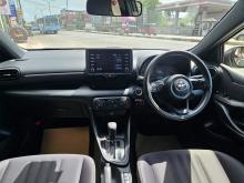 https://riyasewana.com/uploads/toyota-yaris-515371710074.jpg
