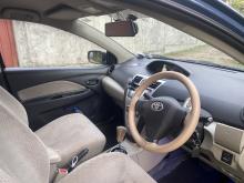 https://riyasewana.com/uploads/toyota-yaris-516301517306.jpg