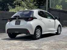 https://riyasewana.com/uploads/toyota-yaris-517474322443.jpg