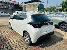 https://riyasewana.com/uploads/toyota-yaris-583914793.jpg