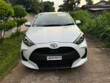 https://riyasewana.com/uploads/toyota-yaris-7101235973.jpg