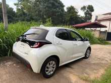 https://riyasewana.com/uploads/toyota-yaris-7211335566.jpg