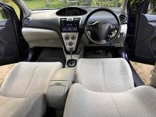 https://riyasewana.com/uploads/toyota-yaris-78363724812.jpg