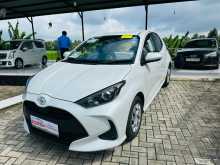 https://riyasewana.com/uploads/toyota-yaris-8112233382.jpg