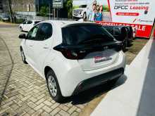 https://riyasewana.com/uploads/toyota-yaris-811223344.jpg