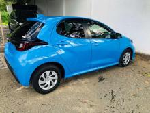 https://riyasewana.com/uploads/toyota-yaris-81943216394.jpg