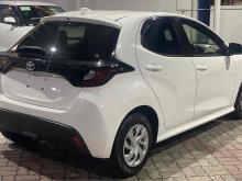 https://riyasewana.com/uploads/toyota-yaris-822025824182.jpg