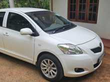 https://riyasewana.com/uploads/toyota-yaris-9104354422.jpg