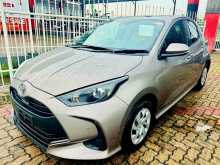 https://riyasewana.com/uploads/toyota-yaris-9121929432.jpg