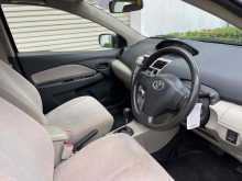 https://riyasewana.com/uploads/toyota-yaris-99563922843.jpg