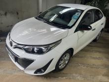 https://riyasewana.com/uploads/toyota-yaris-ativ-117333010753.jpg
