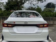 Toyota Yaris Ativ Luxury Premium 2025 Car