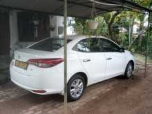 https://riyasewana.com/uploads/toyota-yaris-ativ-2018-2617080312114.jpg