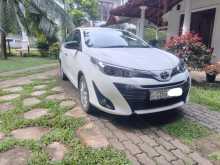 Toyota Yaris Ativ 2019 Car