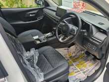 https://riyasewana.com/uploads/toyota-yaris-ativ-281244414243.jpg