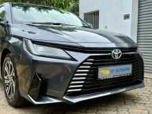 https://riyasewana.com/uploads/toyota-yaris-ativ-31162935226.jpg