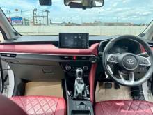 https://riyasewana.com/uploads/toyota-yaris-ativ-71450396165.jpg