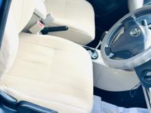 https://riyasewana.com/uploads/toyota-yaris-auto-113275017145.jpg
