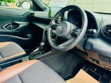 https://riyasewana.com/uploads/toyota-yaris-corrs-211135466134.jpg